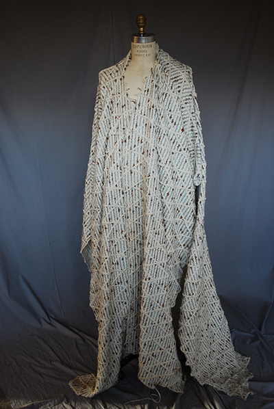 very long loose fitting dress or tunic with very long sleeves