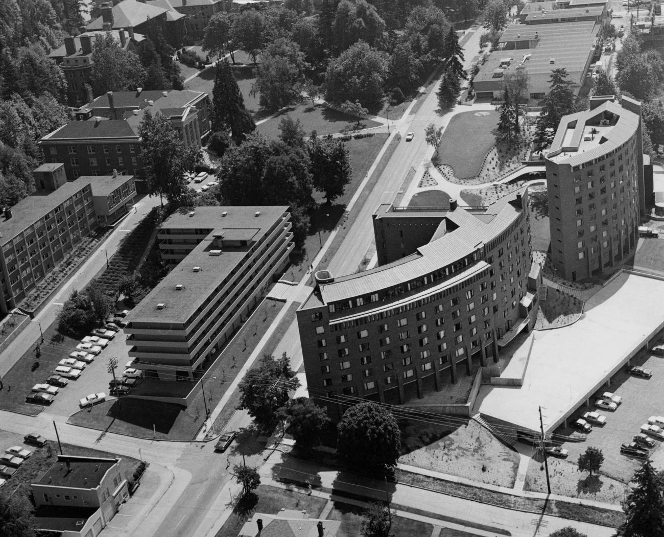 aerial view of north campus, 1975, featuring Nash and Mathes Halls
